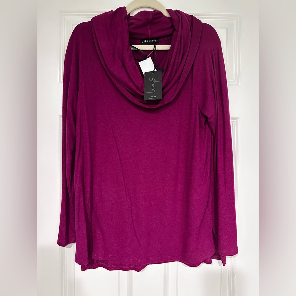 Gibsonlook NWT deep violet cowl neck thin sweater